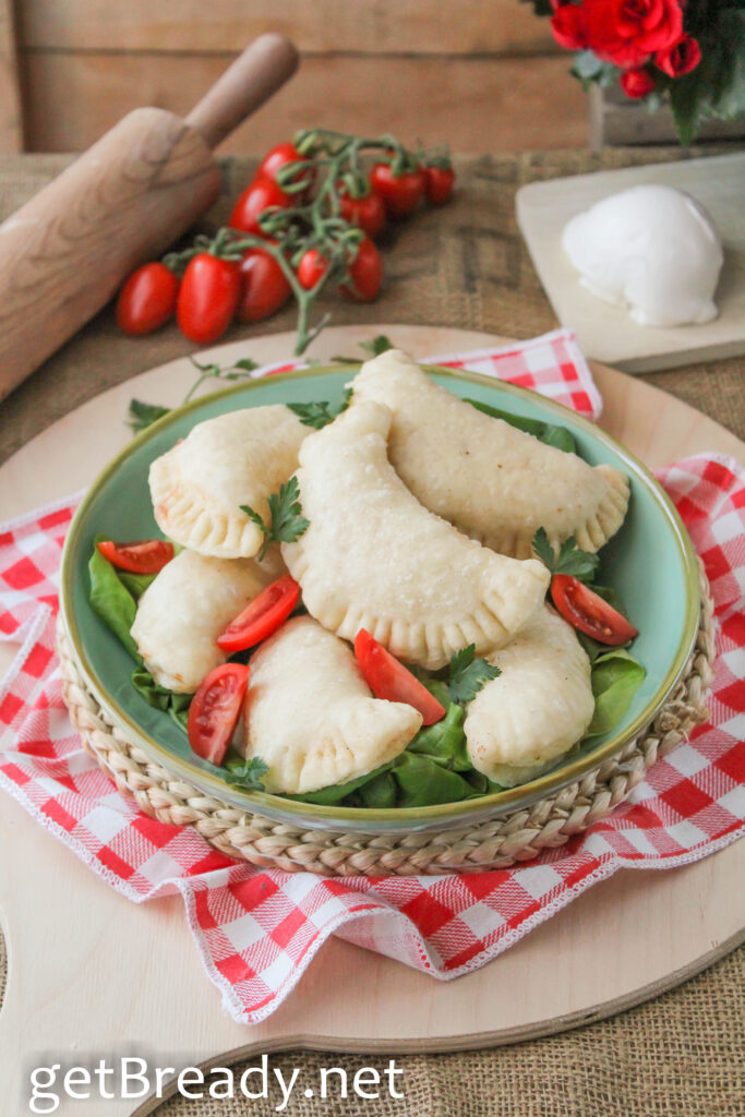 Panzerotti Pomodoro E Mozzarella GetBready